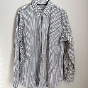 St. John's Bay Button Down Long Sleeve Shirt Men's Large Blue Stripe 100% Cotton